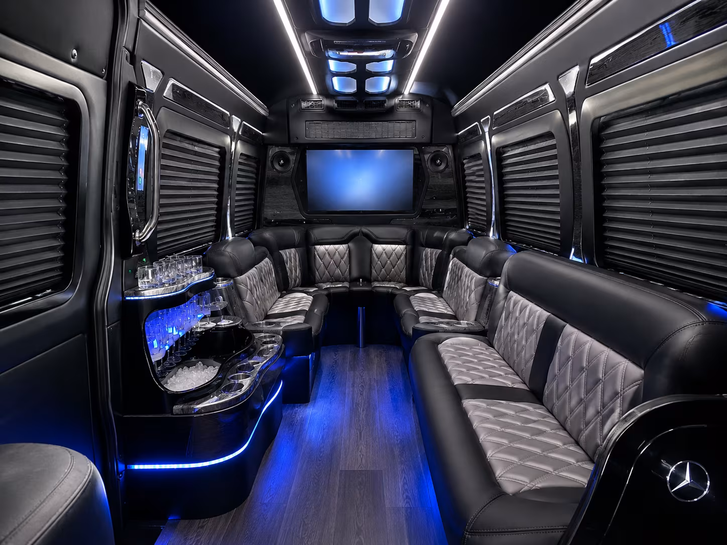 it s easy to plan around msp s busiest travel periods with stpaulcharterbusservices com