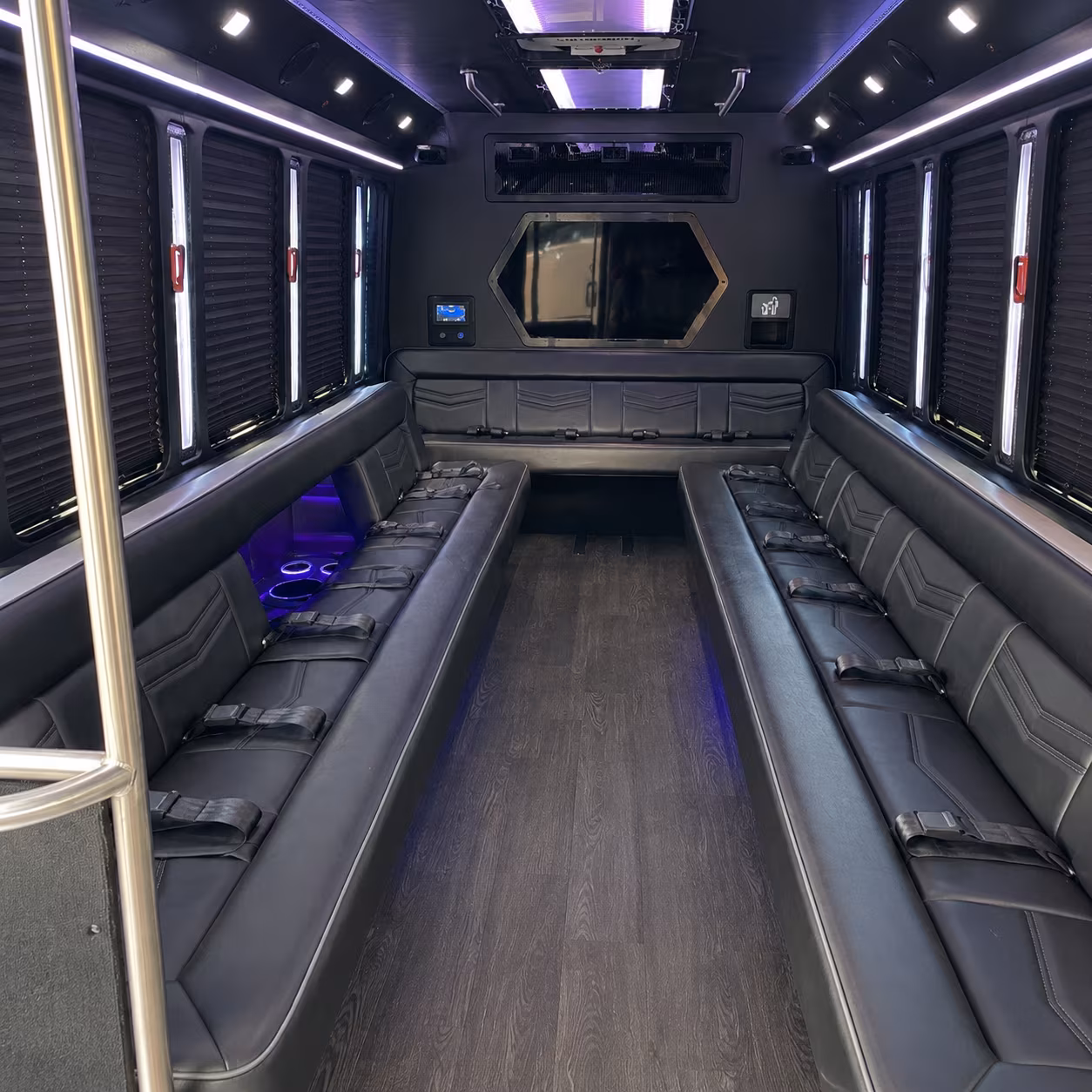 saint paul 18 passenger party bus interior