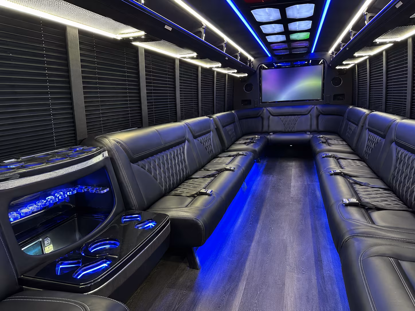 saint paul 20 passenger party bus inside